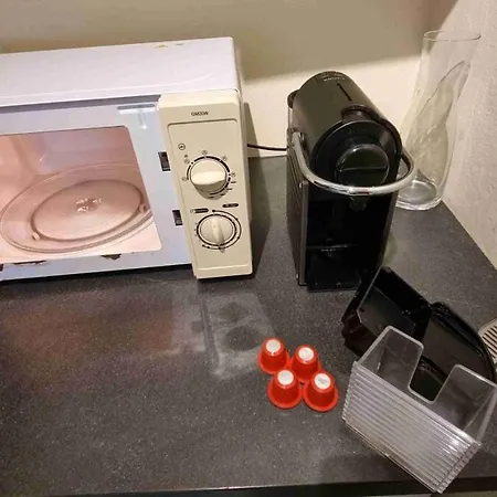 Wehost Etoile De 2lits 4pers A Pied * Ницца